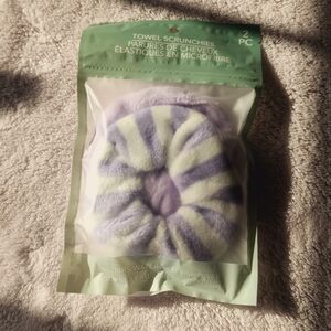 NEW Towel Scrunchies
